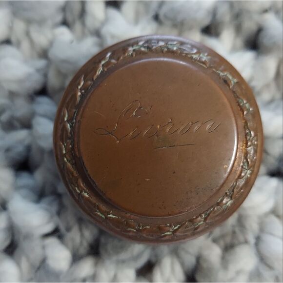 Vintage Victorian Snuff Box Engraved Laurel Leaf - Picture 6 of 10